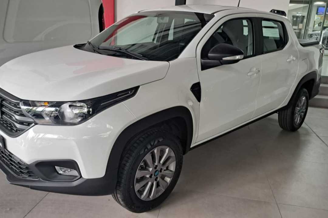 foto- FIAT-STRADA